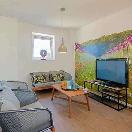 Groepsaccommodatie Eindeloos Сasa de vacaciones 't Zand